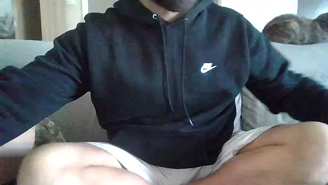 Snapshot of Zer_oki chatting on January 15, 2026, 10:07 am Zer oki online show from January 15, 2026, 10:07 am