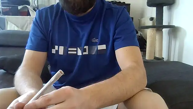 Snapshot of Zer_oki chatting on February 14, 2025, 11:42 am Zer oki online show from February 14, 2025, 11:42 am