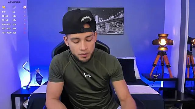 Snapshot of Max_Conor1 chatting on October 11, 2025, 12:06 pm Max Conor1 online show from October 11, 2025, 12:06 pm