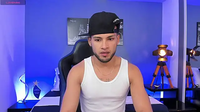 Snapshot of Max_Conor1 chatting on October 9, 2025, 12:06 pm Max Conor1 online show from October 9, 2025, 12:06 pm