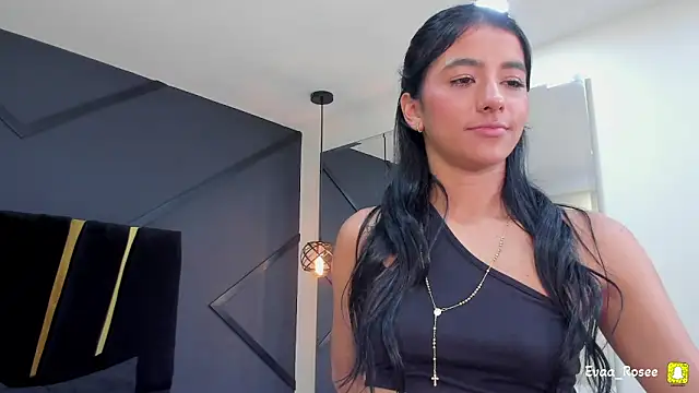 eva roseee online show from February 2, 2026, 9:58 pm