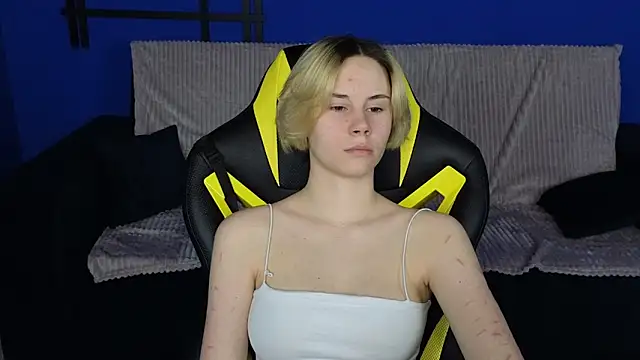 Snapshot of BettyCarter07 chatting on March 3, 2025, 8:30 am BettyCarter07 online show from March 3, 2025, 8:30 am