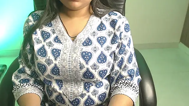 Snapshot of Kannu- chatting on March 26, 2026, 6:44 am Kannu- online show from March 26, 2026, 6:44 am