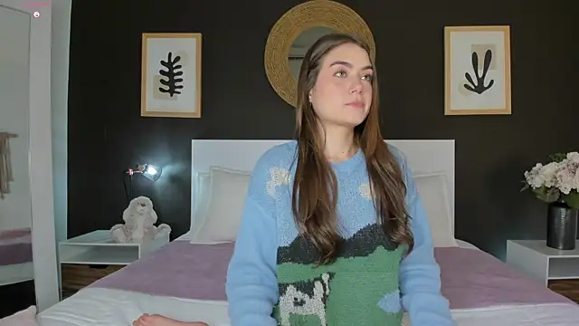 AlannaRussell  online show from February 4, 2026, 8:04 pm