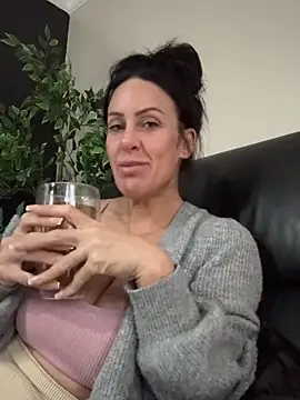 goddess-harper online show from December 18, 2025, 11:14 am