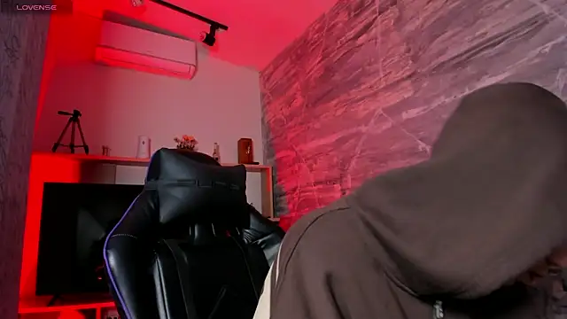 marcuscollins1  online show from February 17, 2026, 1:08 pm