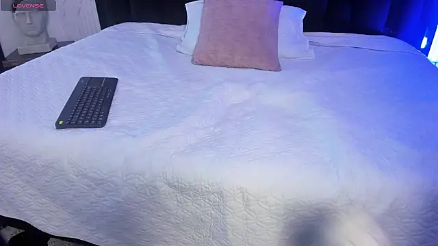 marcuscollins1  online show from March 2, 2026, 1:07 pm