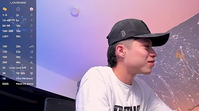 marcuscollins1  online show from October 22, 2025, 2:49 pm