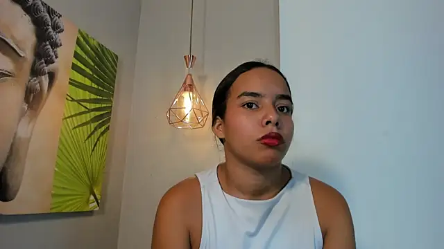 Roxy Stonee online show from May 25, 2026, 7:34 pm