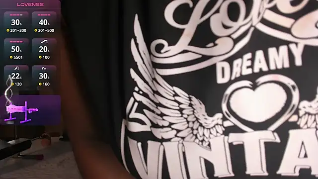 Snapshot of Zaha_Evans chatting on November 23, 2025, 5:56 pm Zaha Evans online show from November 23, 2025, 5:56 pm