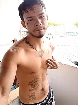 Snapshot of Niick01_ chatting on February 2, 2026, 9:36 pm Niick01 online show from February 2, 2026, 9:36 pm