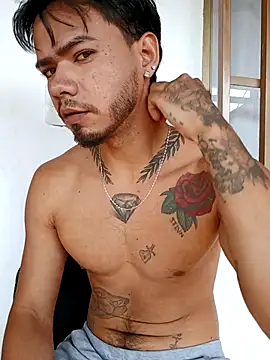 Snapshot of Niick01_ chatting on February 26, 2026, 5:46 pm Niick01 online show from February 26, 2026, 5:46 pm