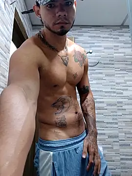 Snapshot of Niick01_ chatting on February 1, 2026, 12:47 pm Niick01 online show from February 1, 2026, 12:47 pm