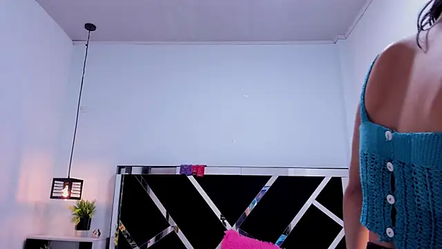 Snapshot of Annyrosee chatting on March 8, 2025, 8:57 pm Annyrosee online show from March 8, 2025, 8:57 pm