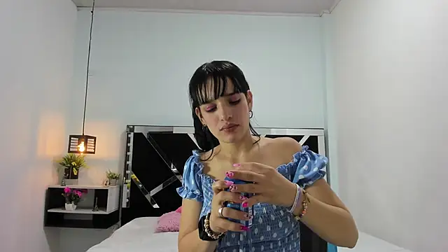 Snapshot of Annyrosee chatting on March 13, 2025, 8:00 pm Annyrosee online show from March 13, 2025, 8:00 pm