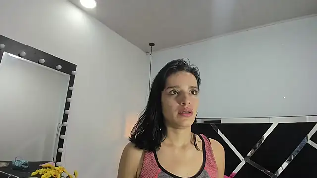 Snapshot of Annyrosee chatting on March 17, 2025, 8:30 pm Annyrosee online show from March 17, 2025, 8:30 pm