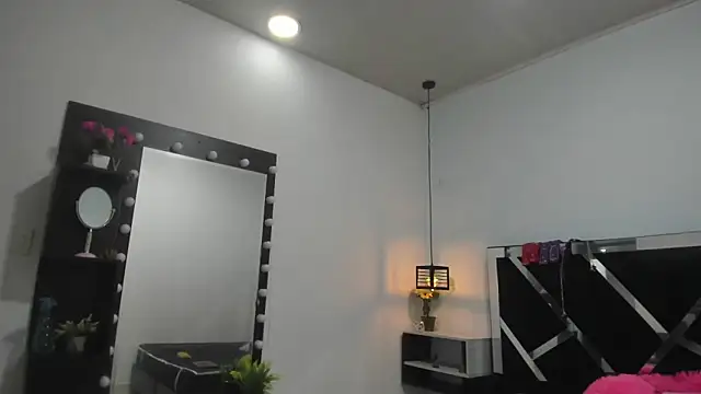 Snapshot of Annyrosee chatting on March 23, 2025, 2:04 am Annyrosee online show from March 23, 2025, 2:04 am
