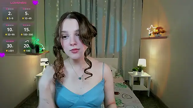 kaisajenner online show from March 10, 2026, 1:48 pm