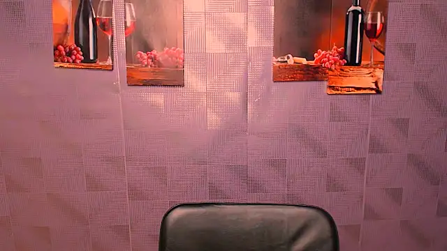 Snapshot of ValeriaHeart_ chatting on February 2, 2025, 11:29 am ValeriaHeart online show from February 2, 2025, 11:29 am