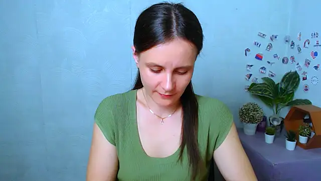 Snapshot of ValeriaHeart_ chatting on March 4, 2026, 1:52 pm ValeriaHeart online show from March 4, 2026, 1:52 pm