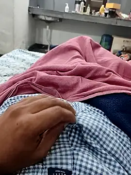 Snapshot of Hot_funky_boy chatting on November 4, 2025, 5:50 pm Hot funky boy online show from November 4, 2025, 5:50 pm