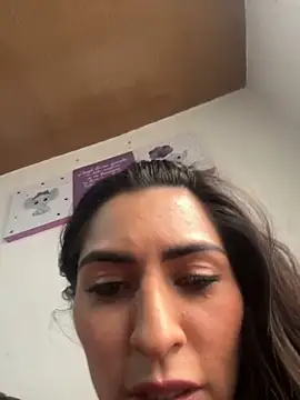 Snapshot of Sofiadelacruz chatting on March 21, 2025, 5:45 pm Sofiadelacruz online show from March 21, 2025, 5:45 pm