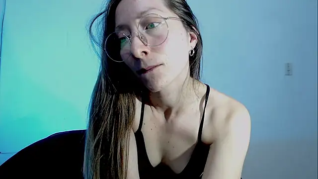 Snapshot of Carlin_Diaz chatting on January 16, 2026, 11:20 pm Carlin Diaz online show from January 16, 2026, 11:20 pm