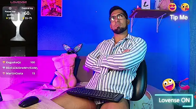 Snapshot of Maxxi_Brown chatting on February 25, 2025, 12:05 pm Maxxi Brown online show from February 25, 2025, 12:05 pm