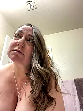 Chubby-Kat50 online show from September 10, 2025, 2:43 am