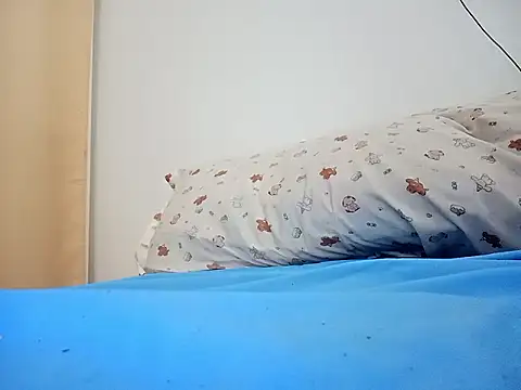 shineofcrazy online show from September 23, 2025, 2:13 pm