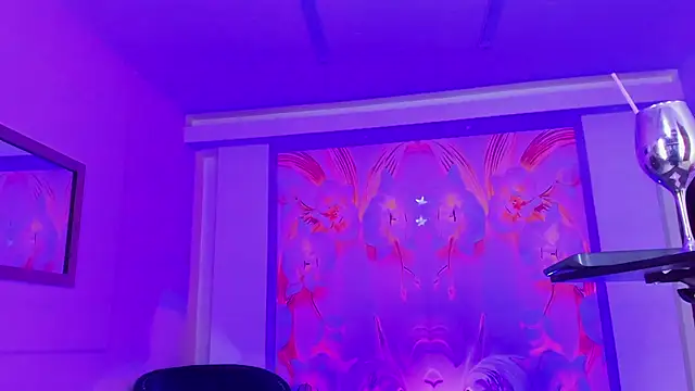 Snapshot of Sweettfantasy_ts chatting on March 9, 2025, 6:11 pm Sweettfantasy ts online show from March 9, 2025, 6:11 pm