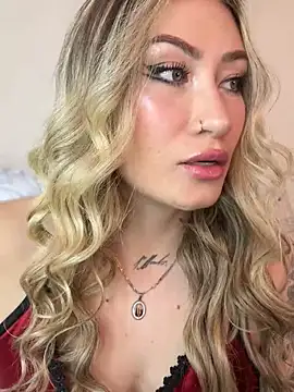 Lally Valencia   online show from February 20, 2025, 9:20 pm