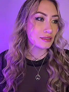 Lally Valencia   online show from March 2, 2025, 11:17 pm