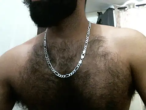 Snapshot of indianhairybull chatting on March 2, 2026, 4:24 am indianhairybull online show from March 2, 2026, 4:24 am