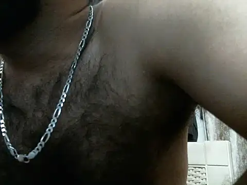 Snapshot of indianhairybull chatting on March 14, 2026, 5:02 am indianhairybull online show from March 14, 2026, 5:02 am