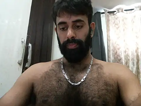 Snapshot of indianhairybull chatting on March 5, 2026, 4:42 am indianhairybull online show from March 5, 2026, 4:42 am