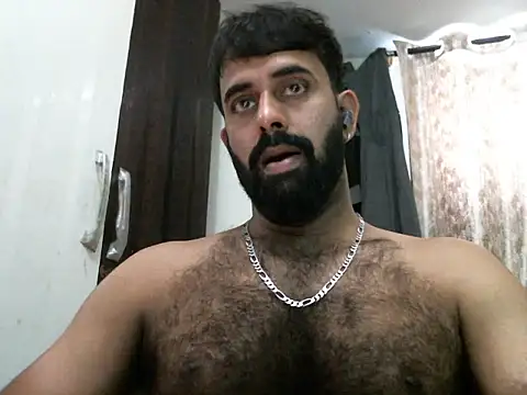 Snapshot of indianhairybull chatting on April 1, 2026, 4:25 am indianhairybull online show from April 1, 2026, 4:25 am