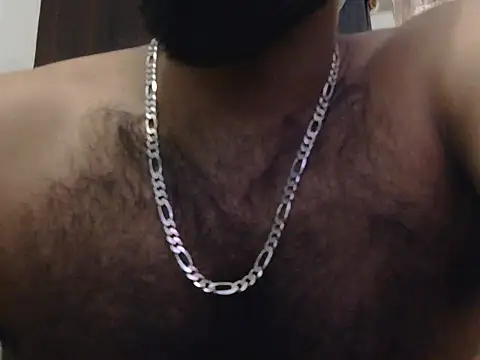 Snapshot of indianhairybull chatting on May 17, 2026, 4:34 am indianhairybull online show from May 17, 2026, 4:34 am