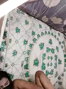 Snapshot of monekhan123 chatting on February 19, 2025, 5:38 pm monekhan123 online show from February 19, 2025, 5:38 pm