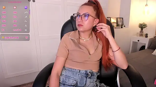 Snapshot of fer_angel_ chatting on March 8, 2025, 4:28 pm fer angel online show from March 8, 2025, 4:28 pm