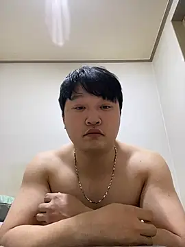 offwhite777 online show from February 2, 2025, 2:13 pm