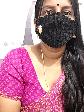Snapshot of Tamil_Meera12 chatting on May 28, 2026, 4:09 am Tamil Meera12 online show from May 28, 2026, 4:09 am