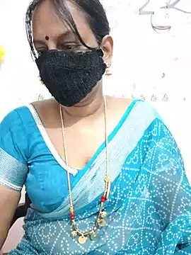 Snapshot of Tamil_Meera12 chatting on May 29, 2026, 5:24 am Tamil Meera12 online show from May 29, 2026, 5:24 am