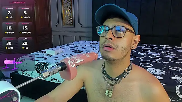 Snapshot of angel_fetish_ chatting on February 22, 2025, 7:01 am angel fetish online show from February 22, 2025, 7:01 am