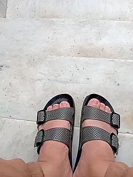 NAvoglia online show from April 12, 2026, 12:30 pm