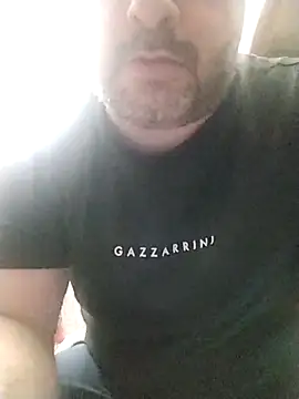 Snapshot of NAvoglia chatting on February 27, 2025, 12:36 am NAvoglia online show from February 27, 2025, 12:36 am