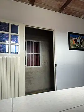 Snapshot of Emma_Giraldo chatting on February 2, 2026, 2:38 pm Emma Giraldo online show from February 2, 2026, 2:38 pm