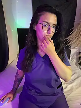 Snapshot of Emma_Giraldo chatting on March 6, 2026, 3:45 am Emma Giraldo online show from March 6, 2026, 3:45 am