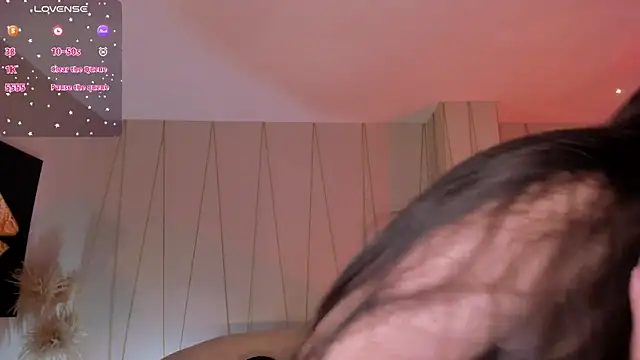 BeccaBaxter online show from October 18, 2025, 8:11 pm