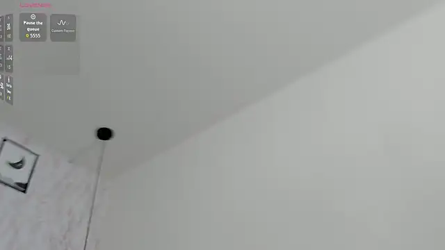 Snapshot of Raichell_ chatting on July 8, 2026, 12:39 pm Raichell online show from July 8, 2026, 12:39 pm